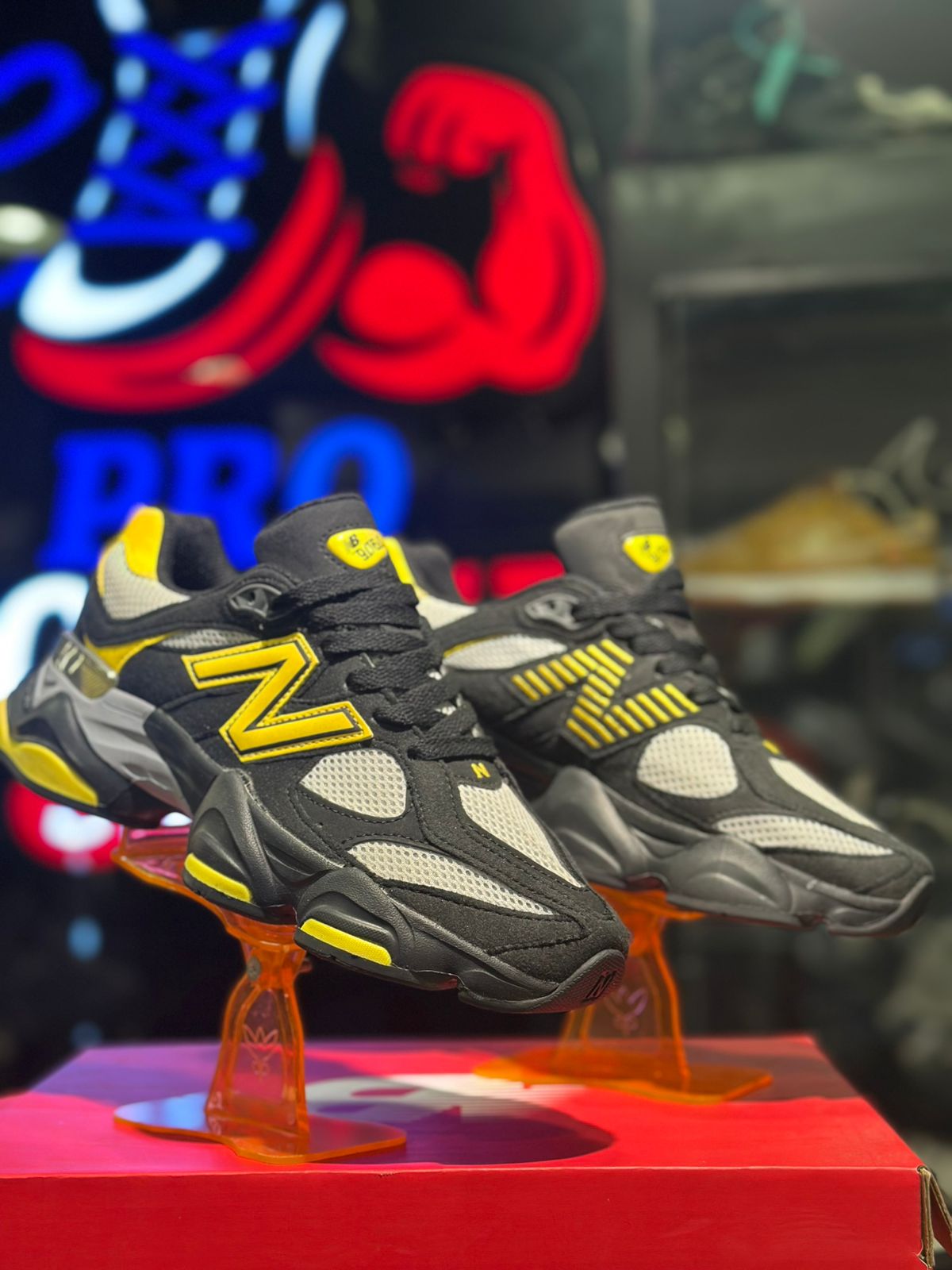 New Balance 9060 Black Yellow